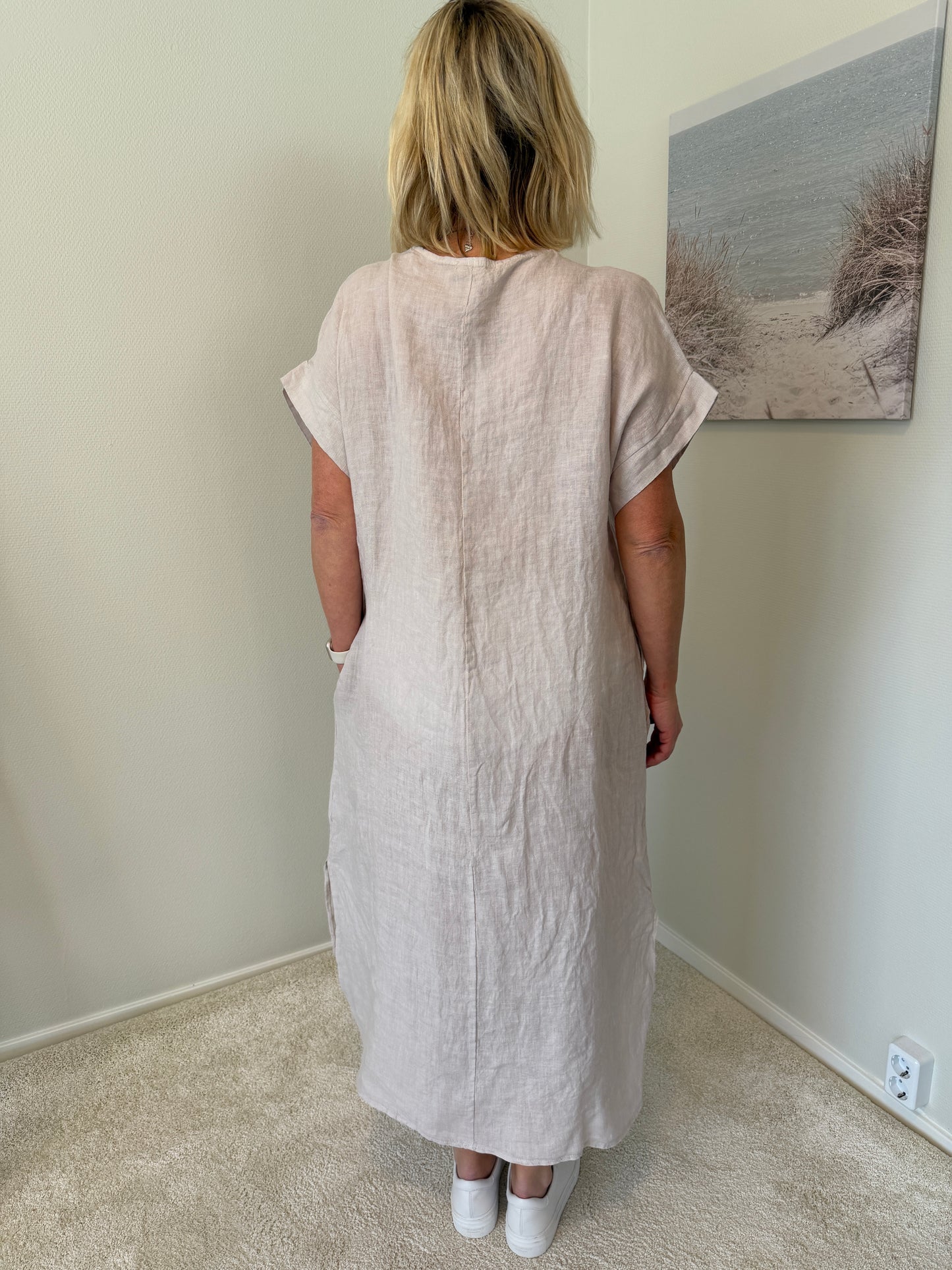 Mdcastra Dress (Sabbia)