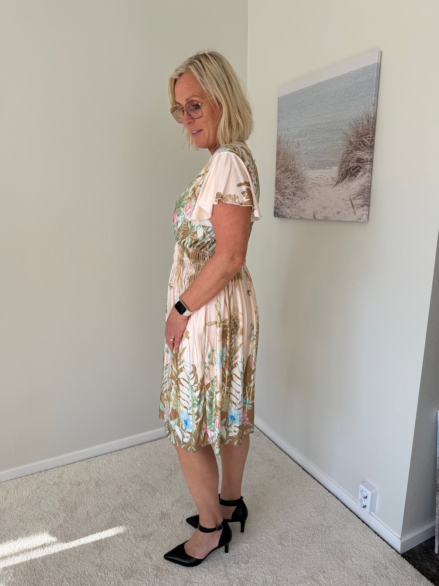 Klänning Kort (Beige)
