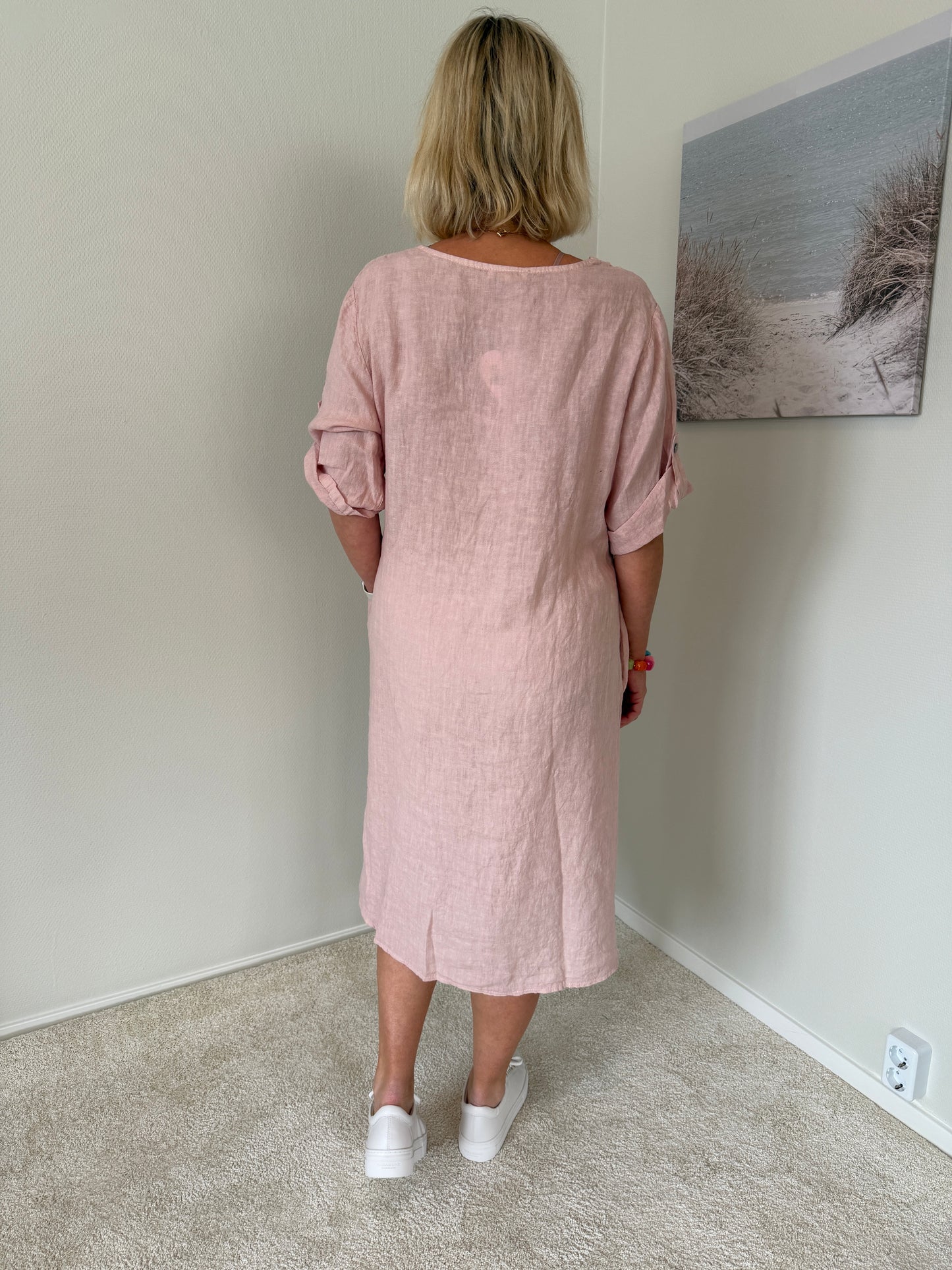 Linneklänning Med V-Ringning (Rosa)