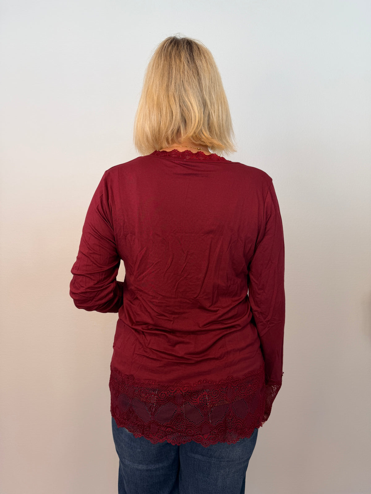 Långärmad Topp Med Spets (Bordo)