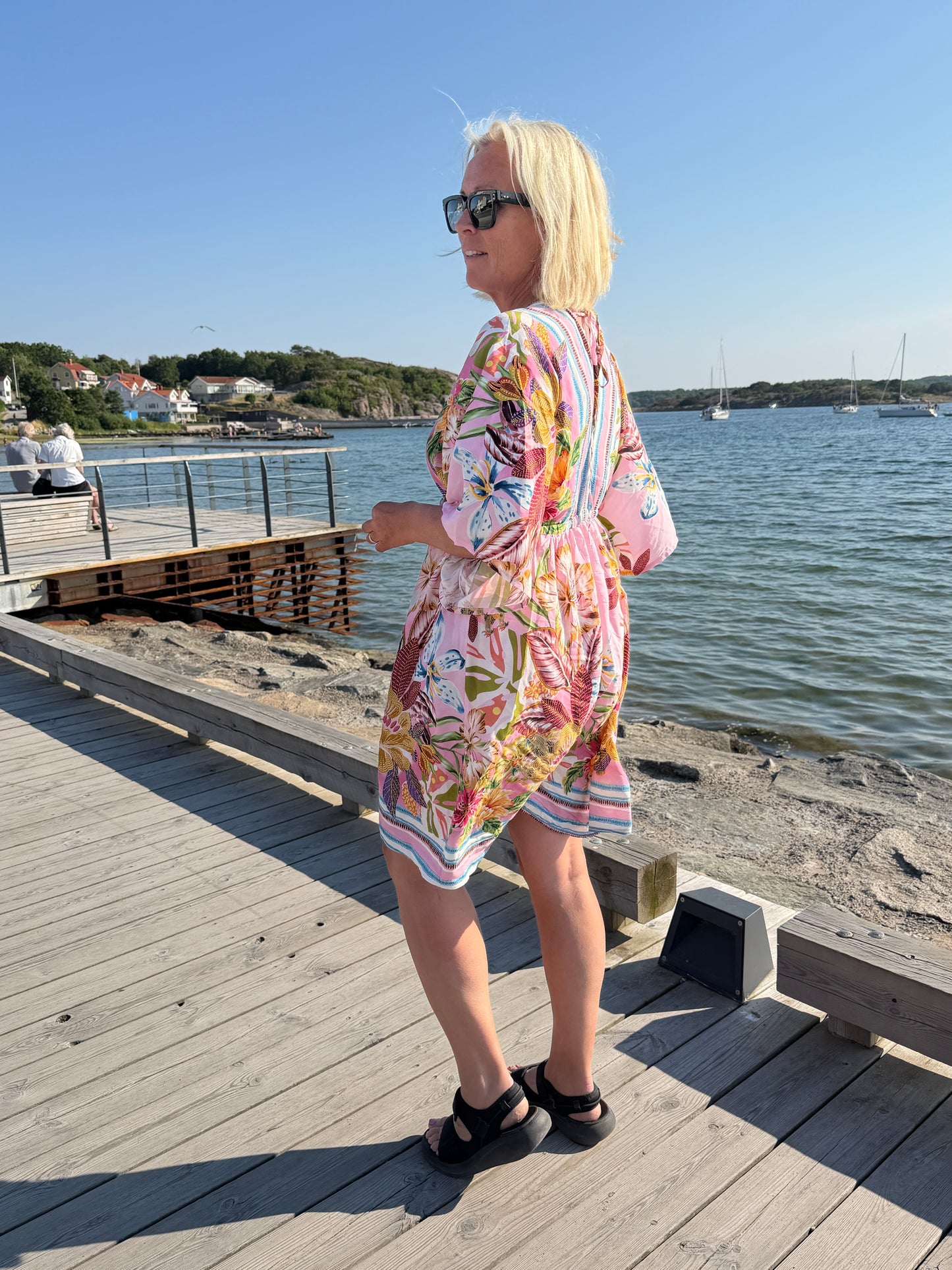 Blommig Klänning Med Snörning (Rosa)