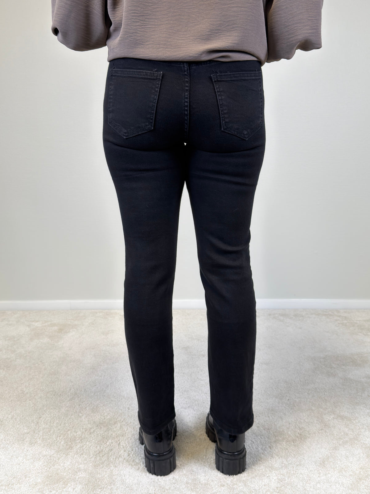 Jeans Straight Leg (Svart)