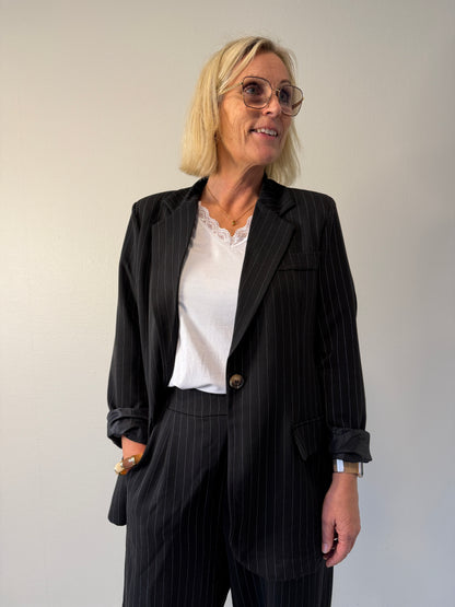Mdc Dusk Blazer (Black)