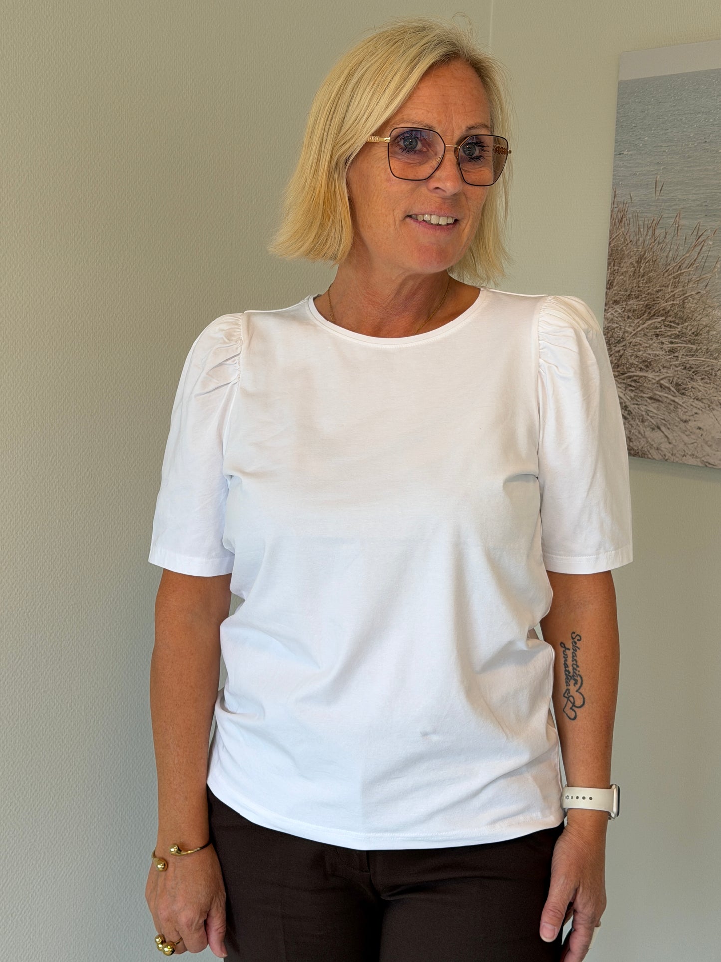 Fqfenja-Tee-Puff (Brilliant white)