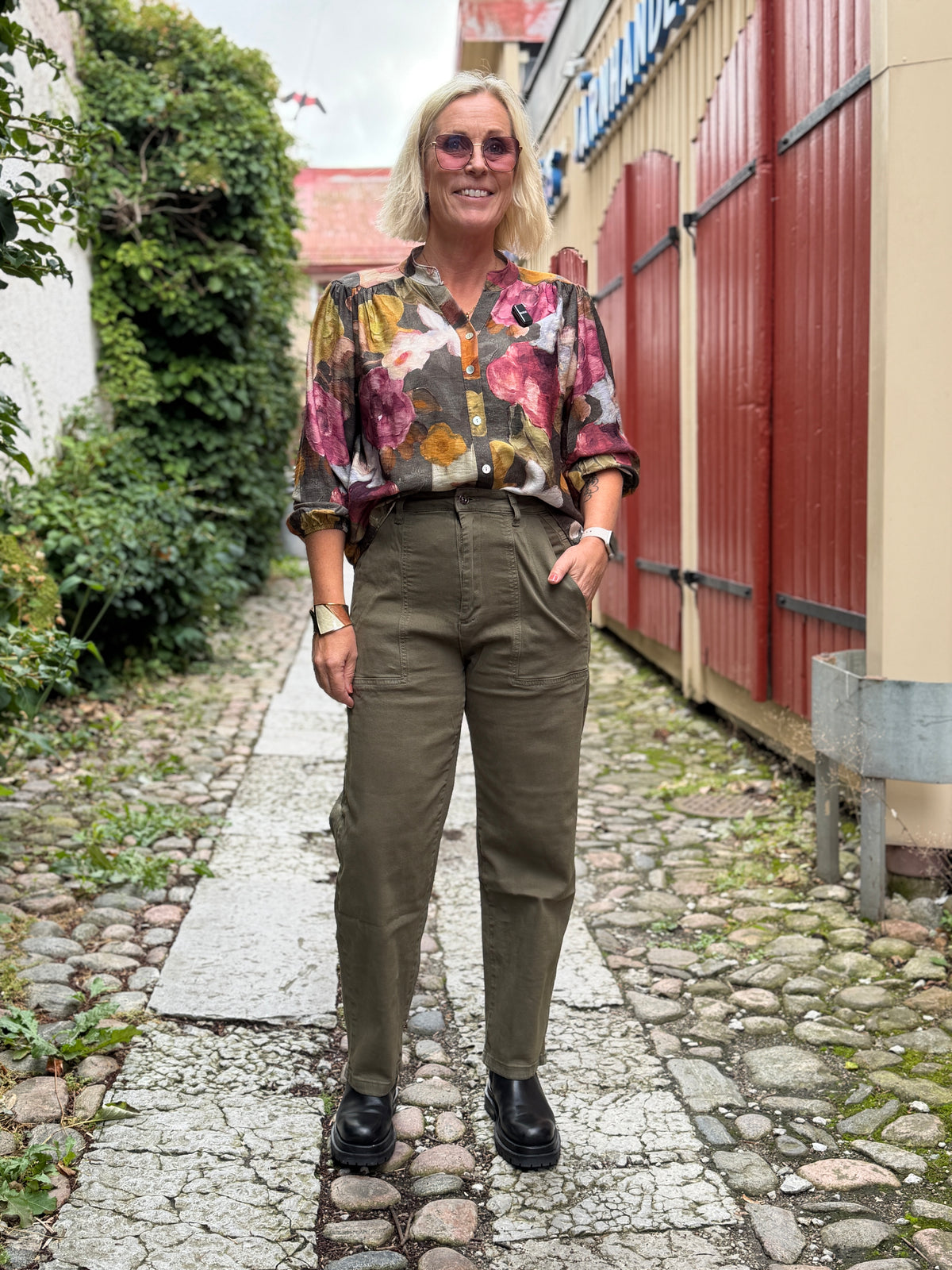 Jeans Barrel Khaki (KHAKI)