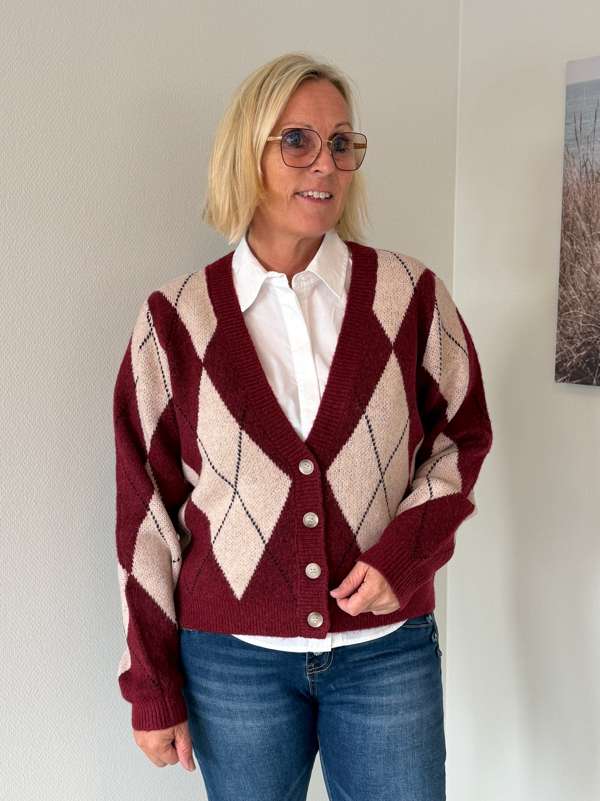 Cuargyle Cardigan (Red)