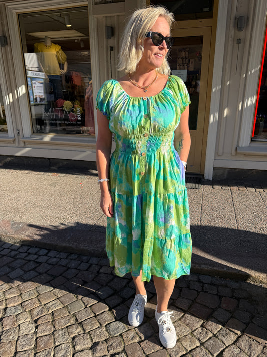 Klänning Kort Med Träknapp (Grön)