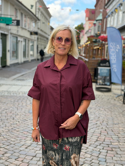 Charlotta Skjorta Enfärgad (Wine)