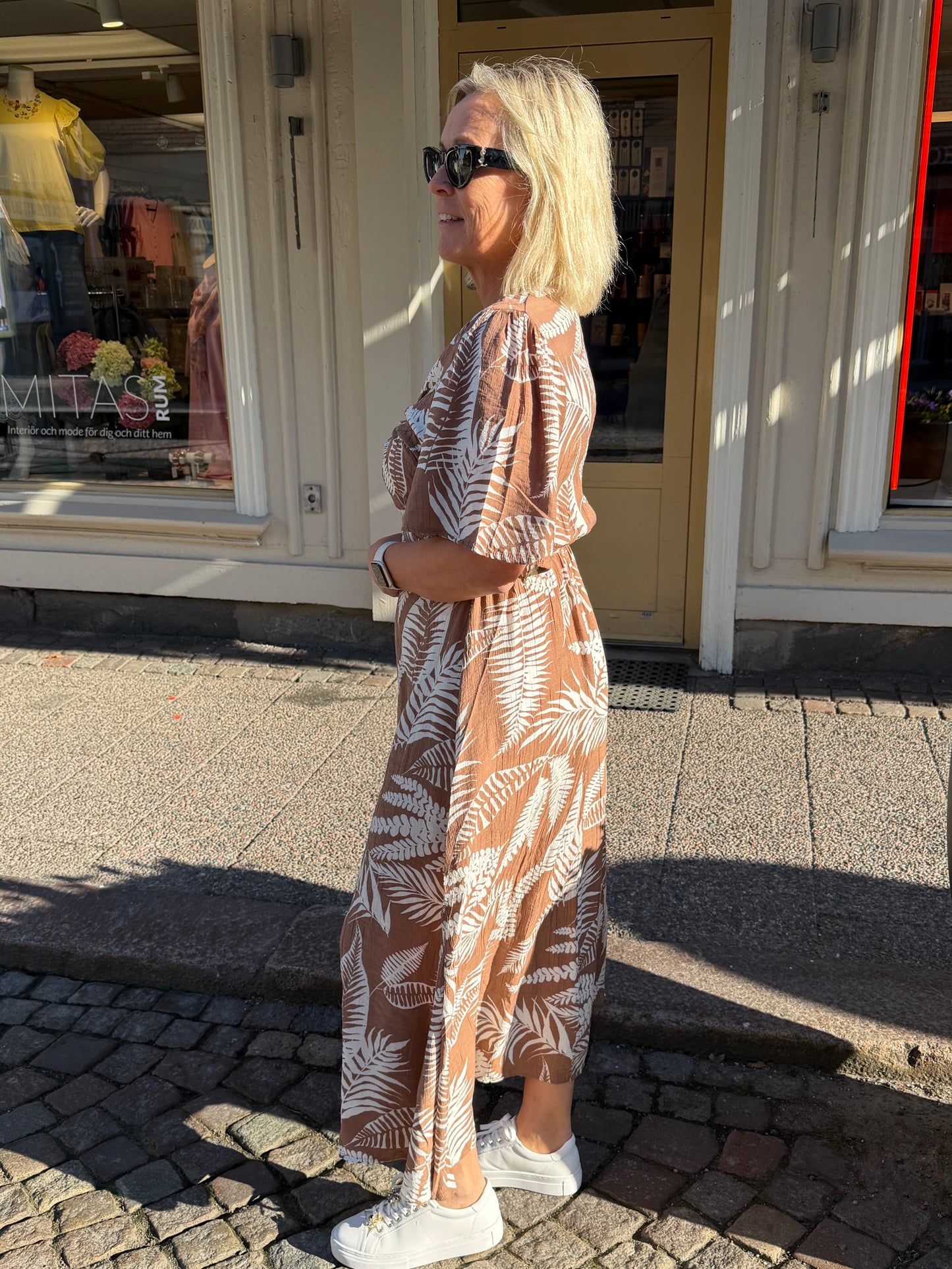 Klänning Kate Blommor (Brun)