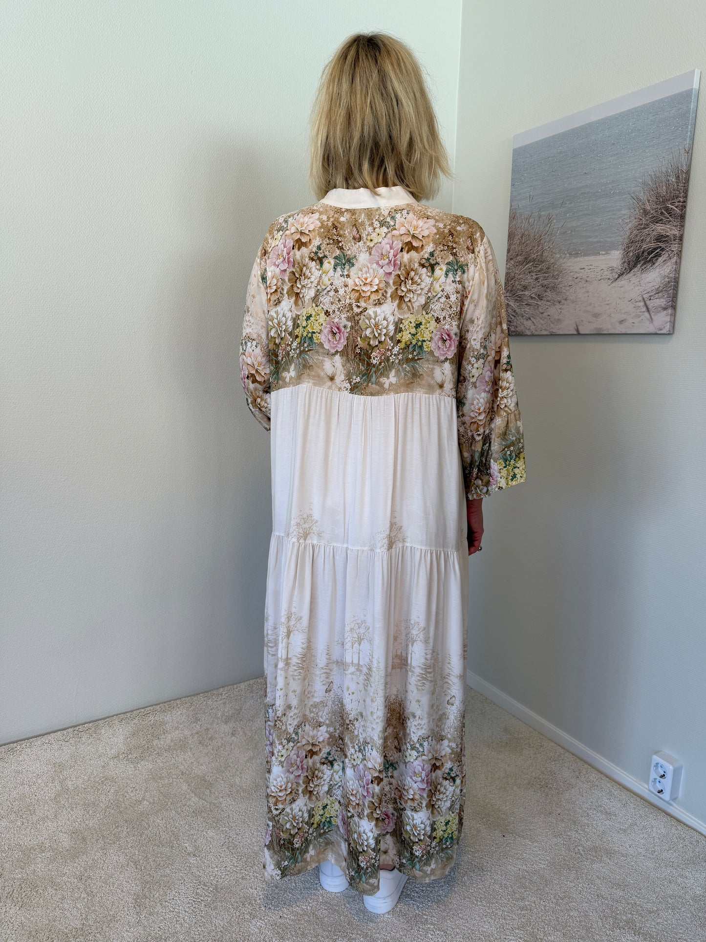 Milano Maxiklänning Flower (Sand)