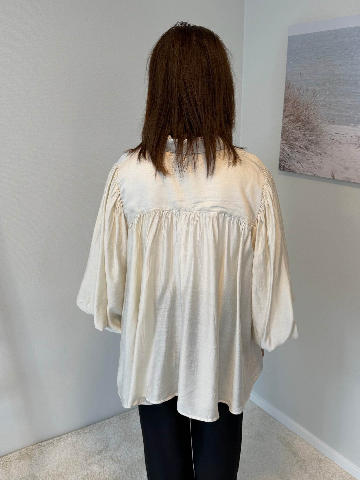 Blus Med Ballongärm (Beige)
