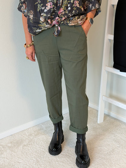 Nico Stretchiga Barrelbyxa (Army)