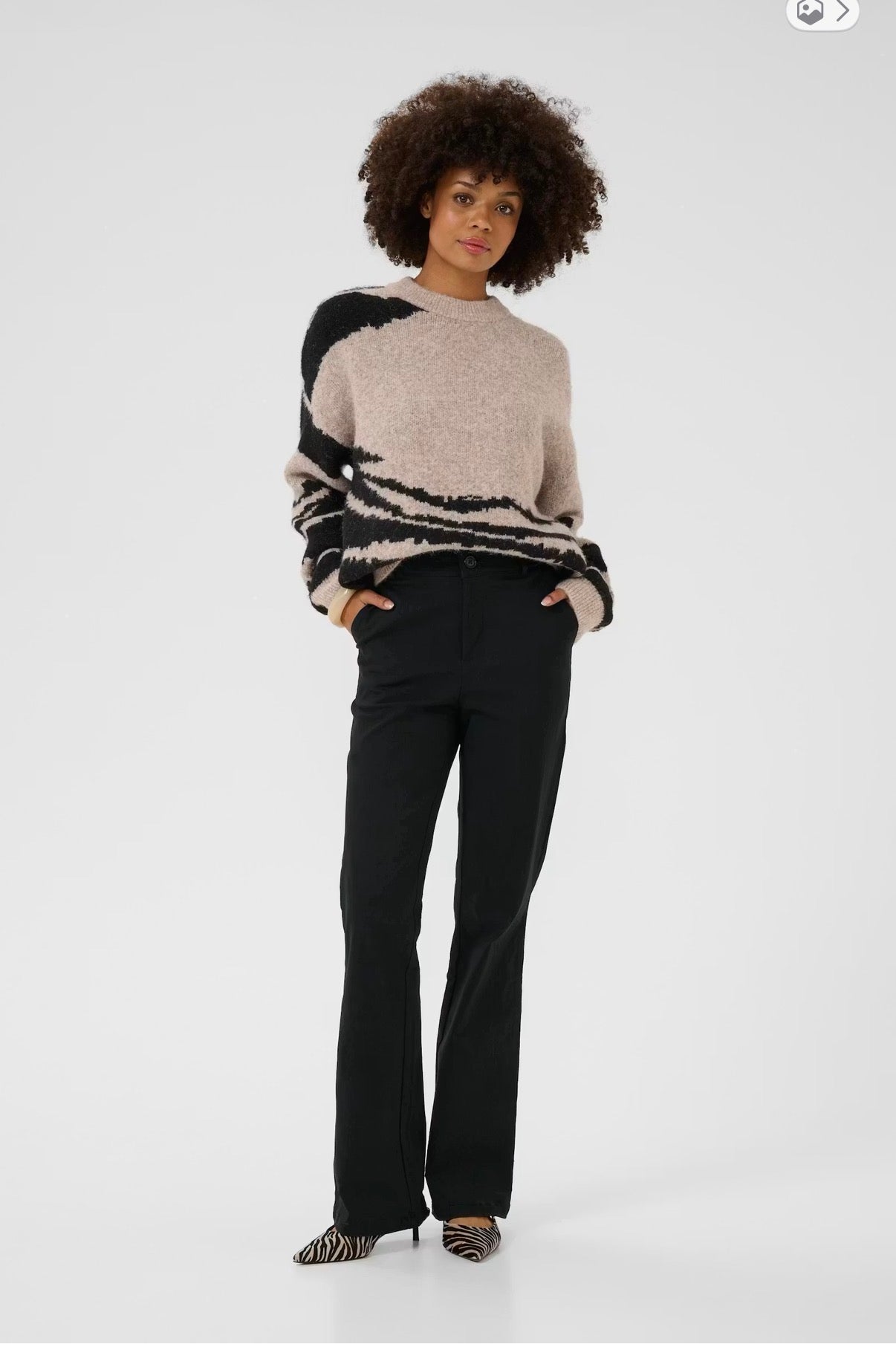 Cubengtha Long Flare Pants (Black)