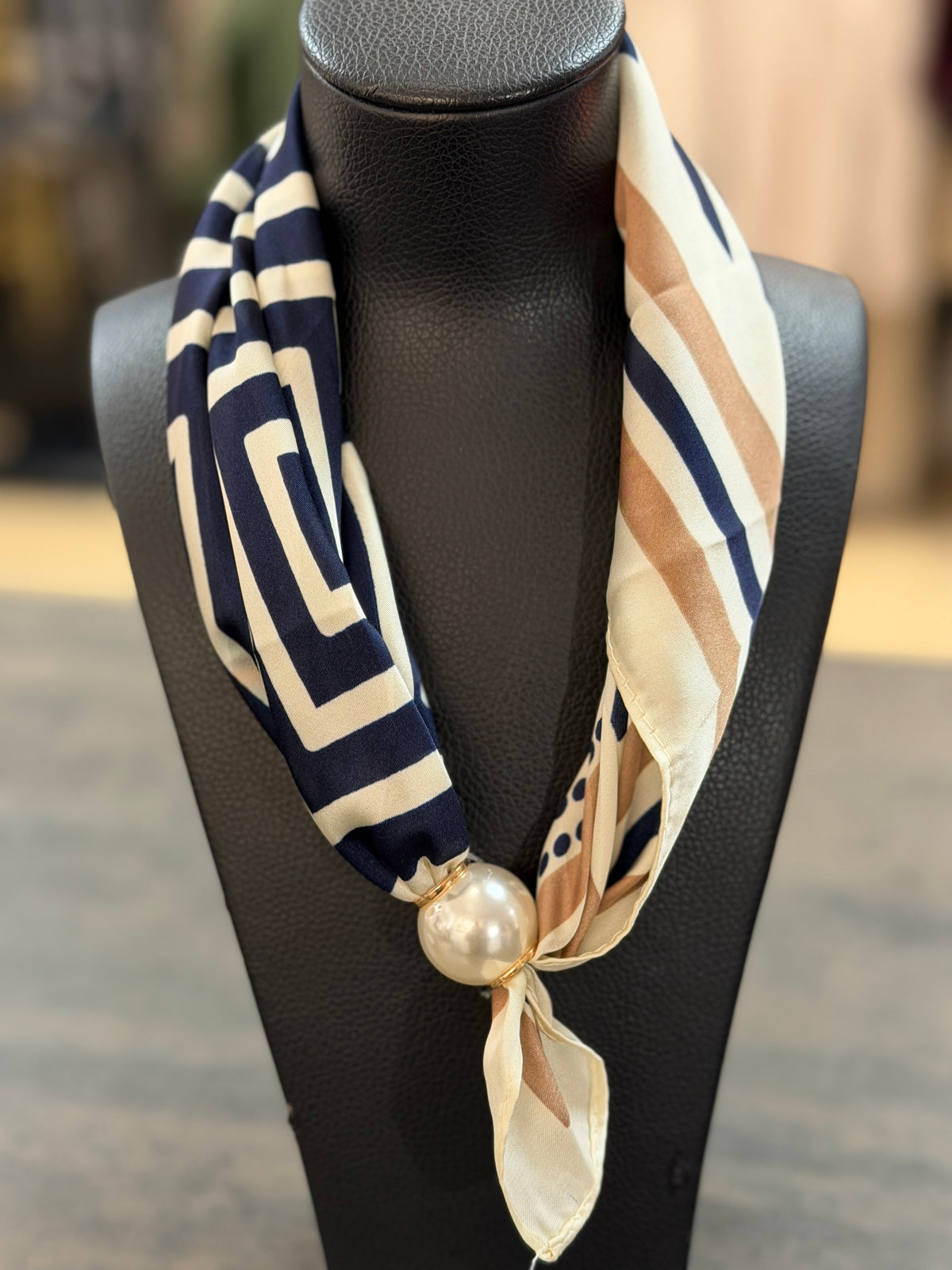 Magnetscarf Randig (Beige/Marinblå)