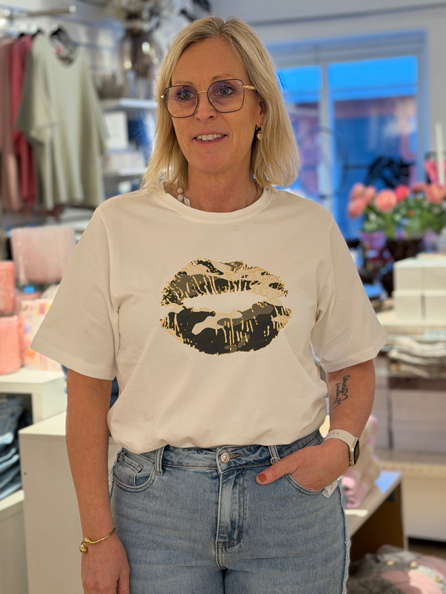 Cudorit Gith T-Shirt (White)