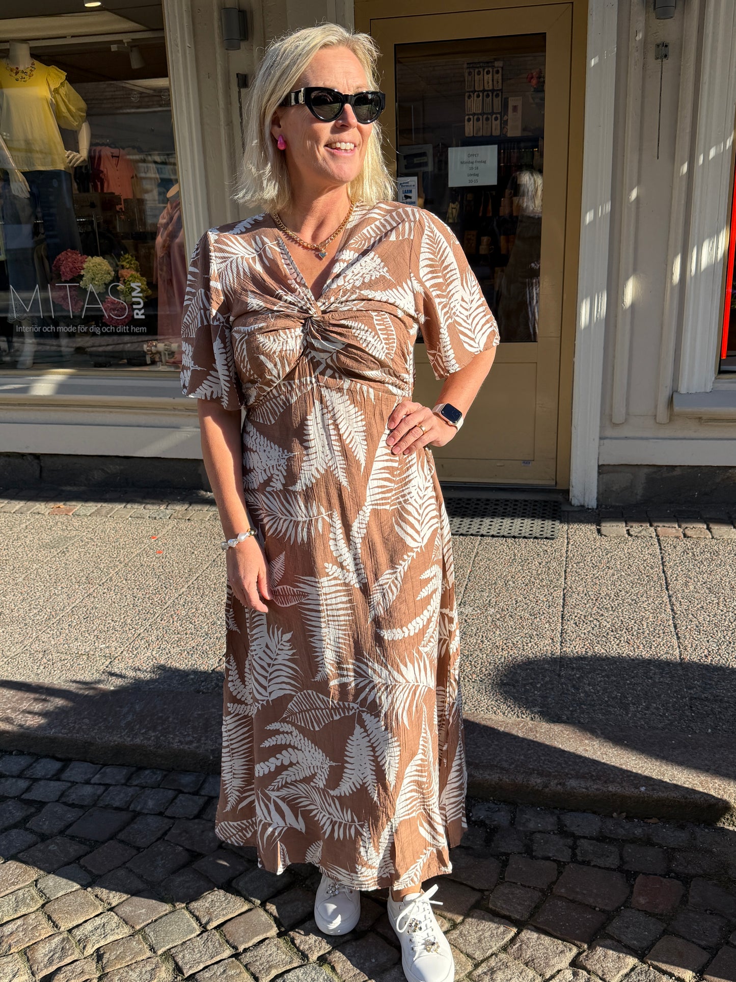 Klänning Kate Blommor (Brun)