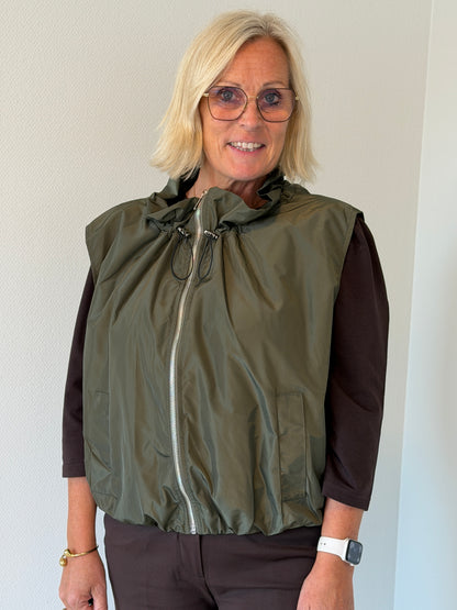 Mdcanthea Vest (Military)