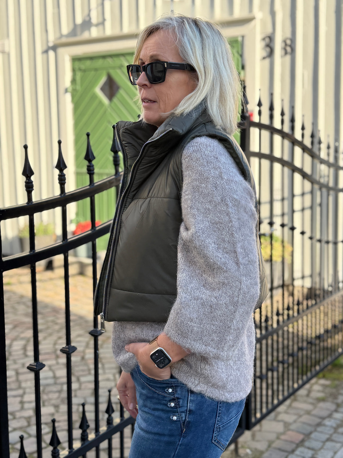 Hedda Täckväst (KHAKI)