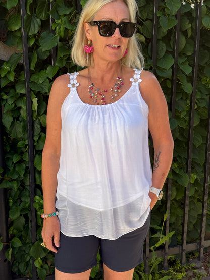 Mdcagnese Top (White)