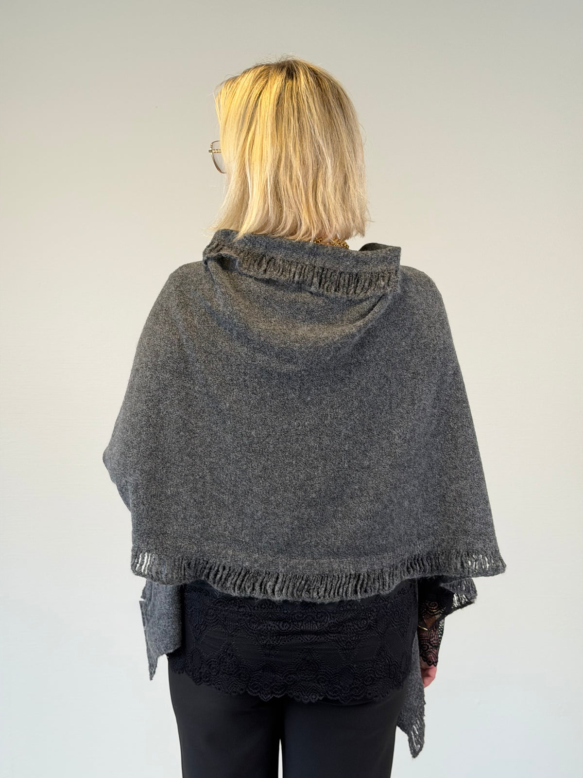 Poncho (Grey)