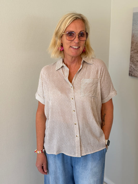 Amelia Randig (Beige)