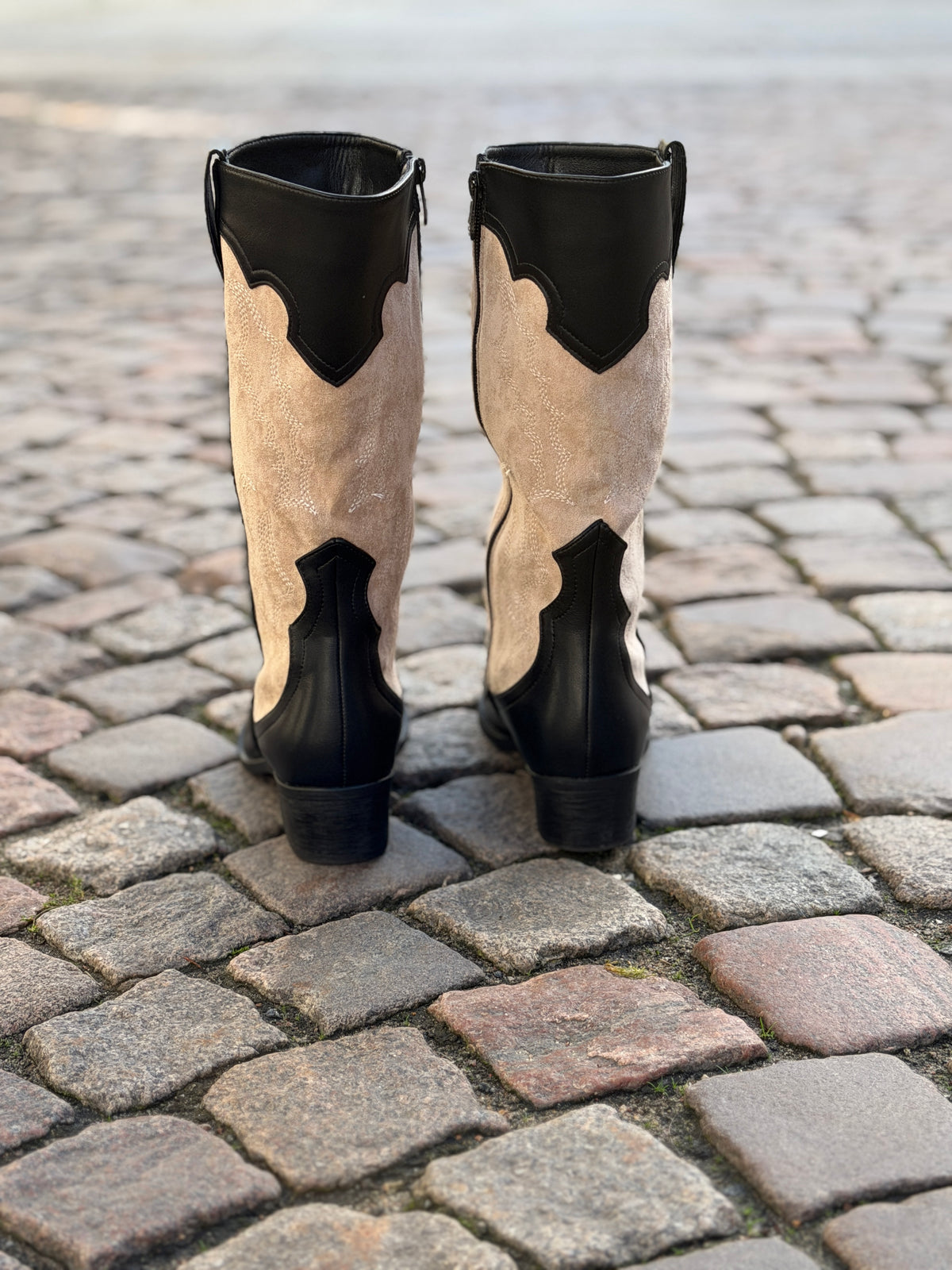 Cowboy Boots (Beige)