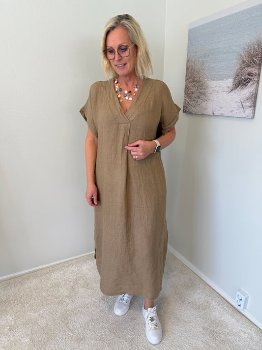 Mdcastra Dress (Coloniale)