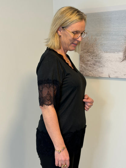 Kortärmad Topp M Spets Os 6P Black 000 (Black)
