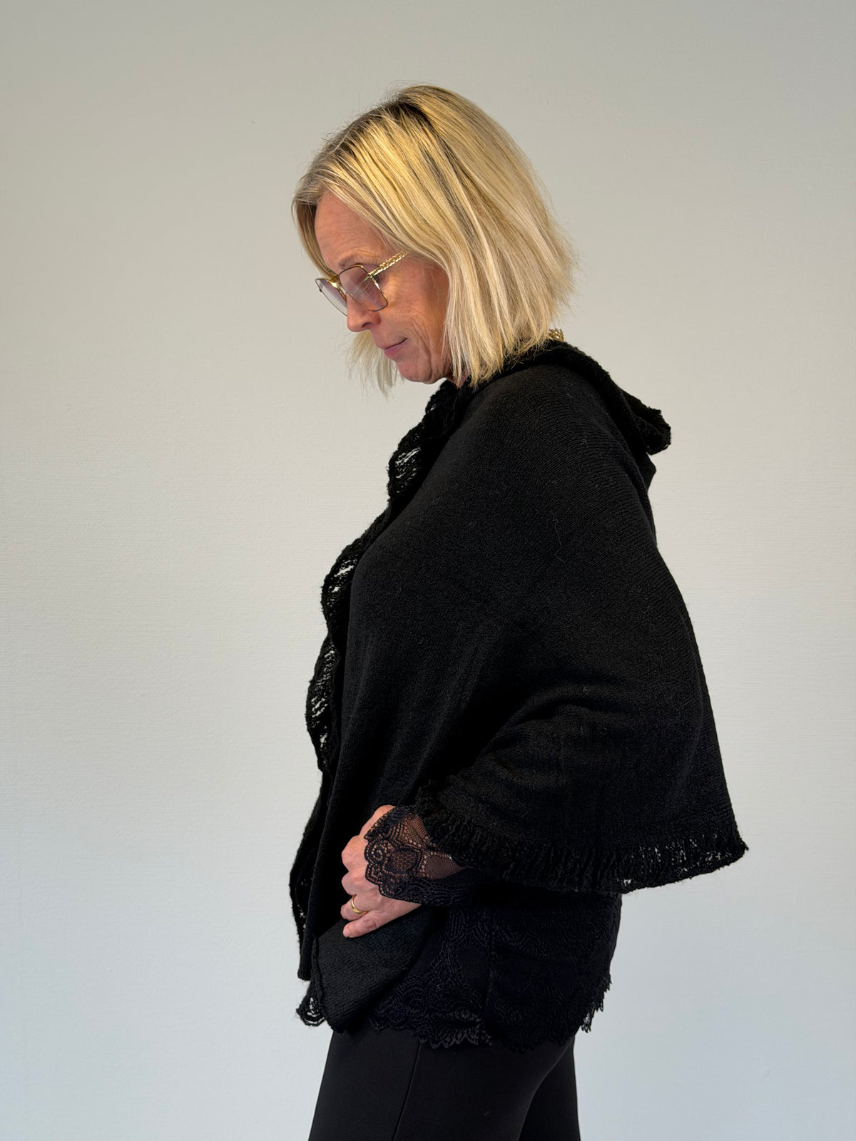 Poncho (Black)