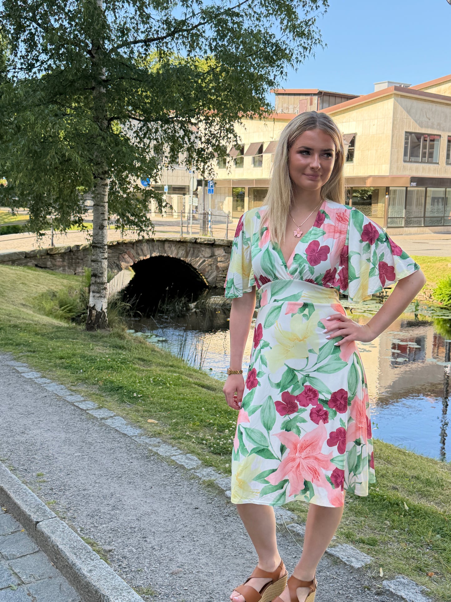 Gisela-Dr.Midi1 (Yellow/Flower)