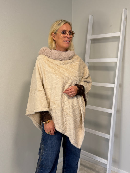 Poncho (Beige)