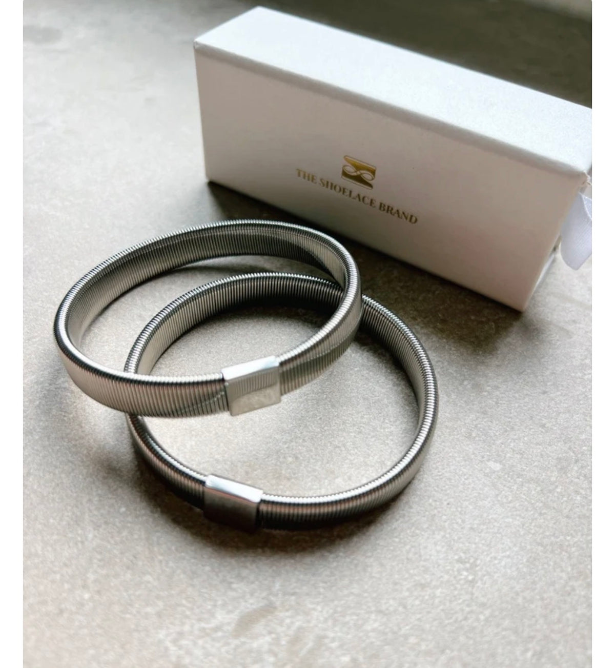 Shirt Sleeve Holder Silver (Silver)