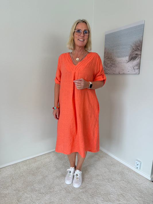 Linneklänning Med V-Ringning (Orange)
