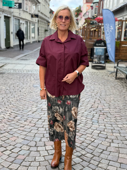 Madde Lång Mirakelkjol Blomma (Svart)
