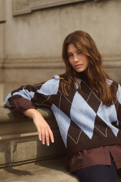 Cuargyle Pullover (Brown)