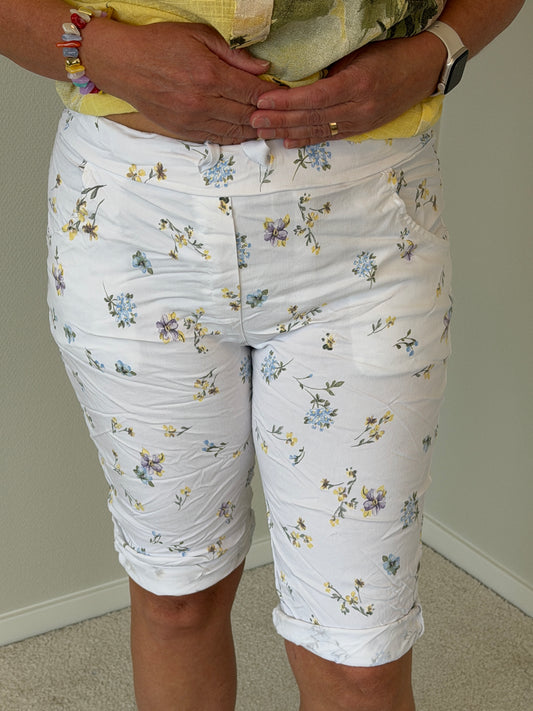 Mdcmaris Shorts (White)