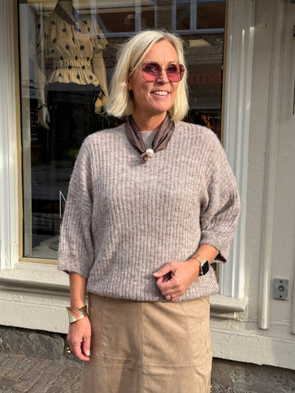 Stickad Topp (Taupe)