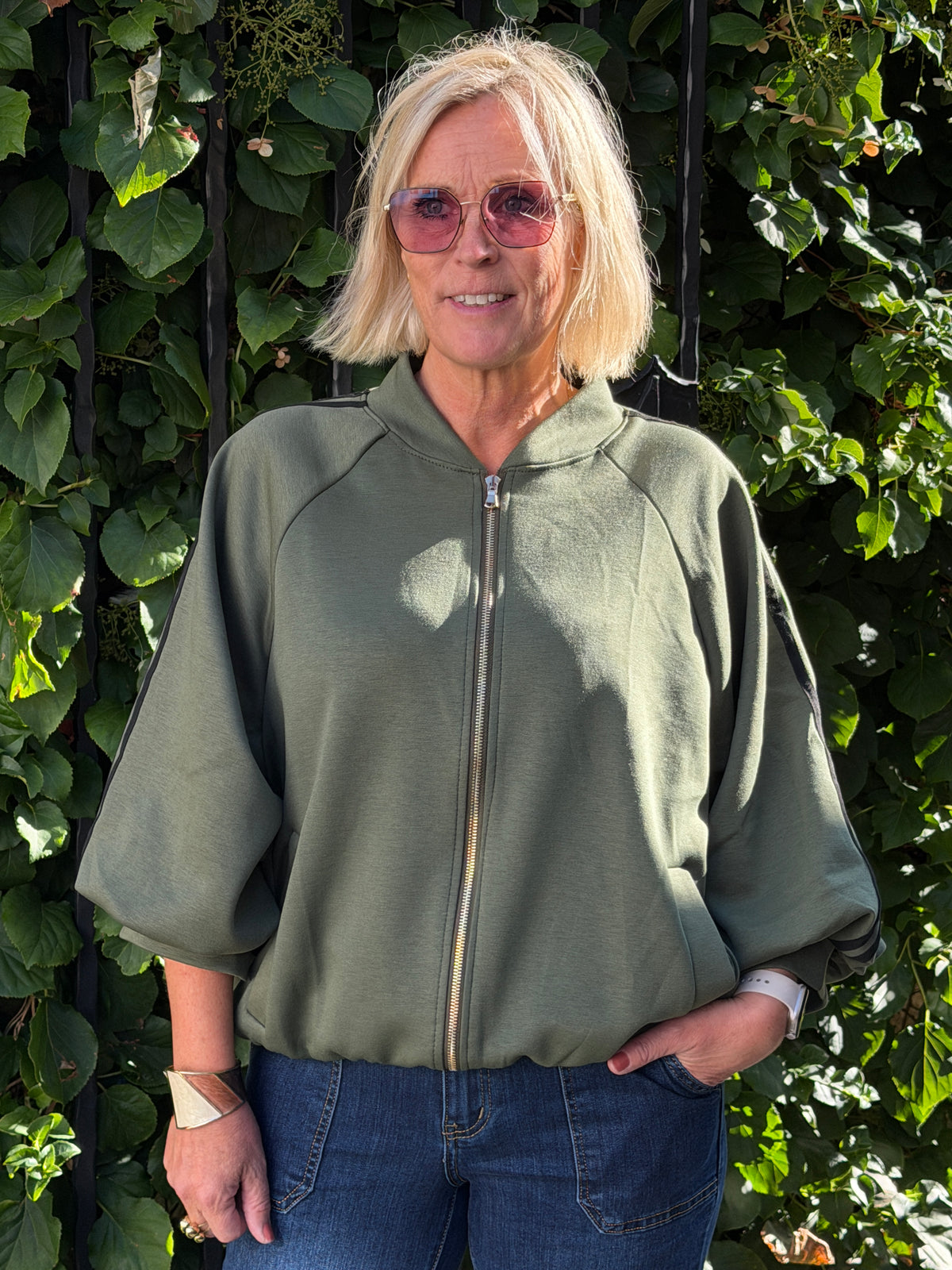 Rita Jacka Med Puffärm (Army)