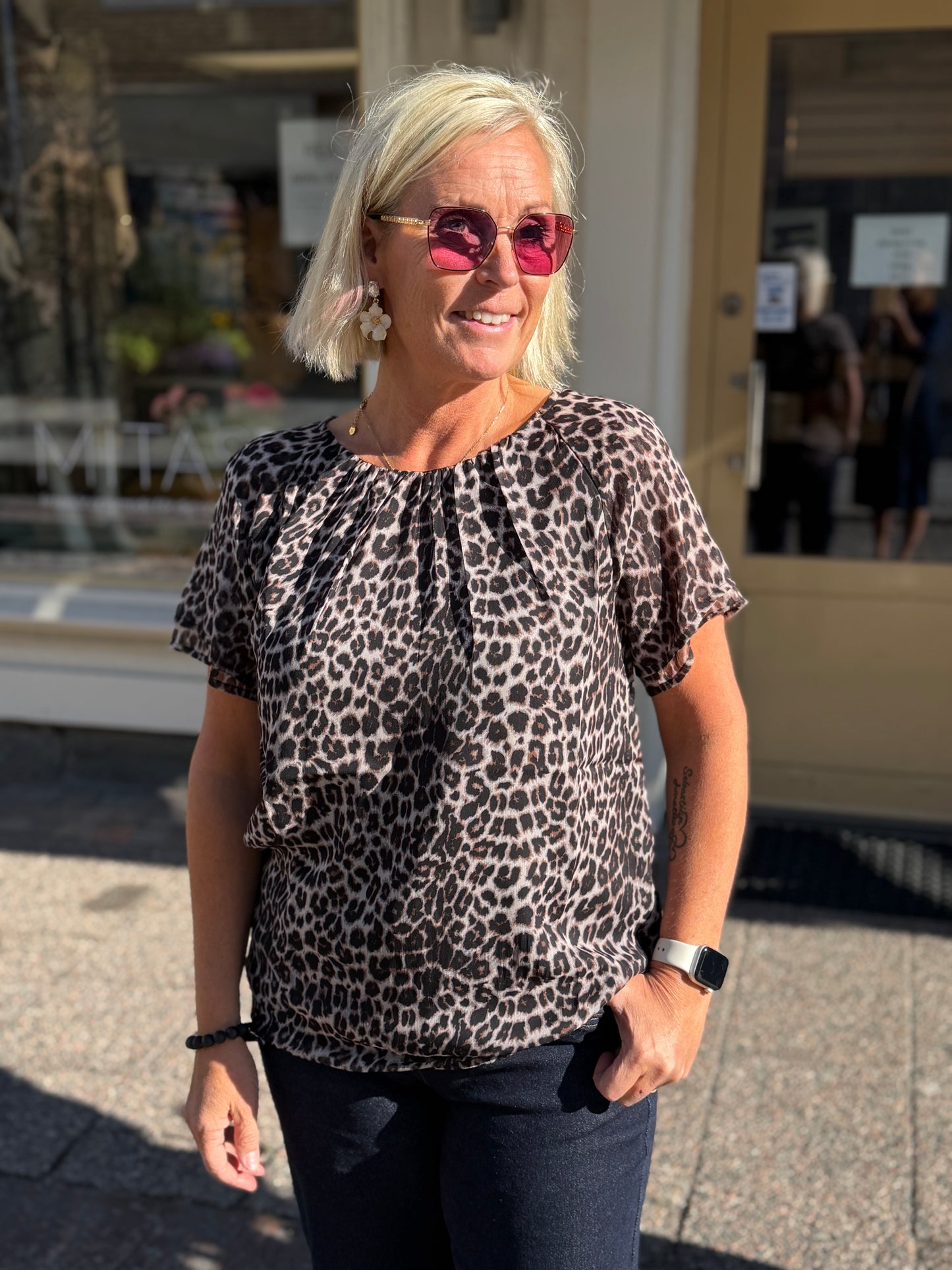 Cryuna Short Sleeve Blouse (Multi color)