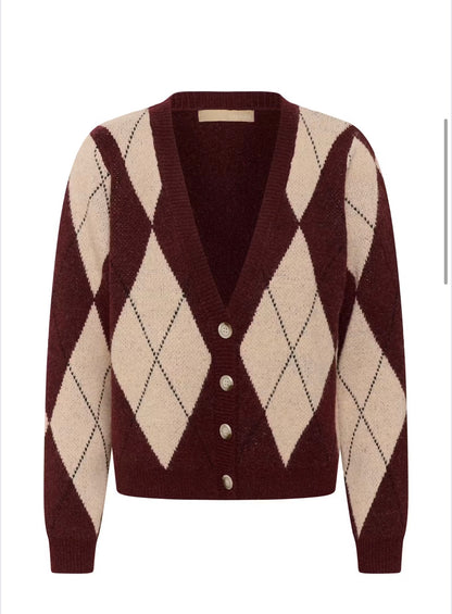 Cuargyle Cardigan (Red)