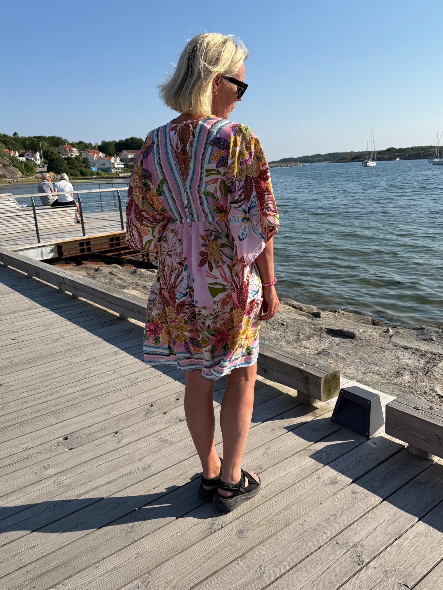 Blommig Klänning Med Snörning (Rosa)
