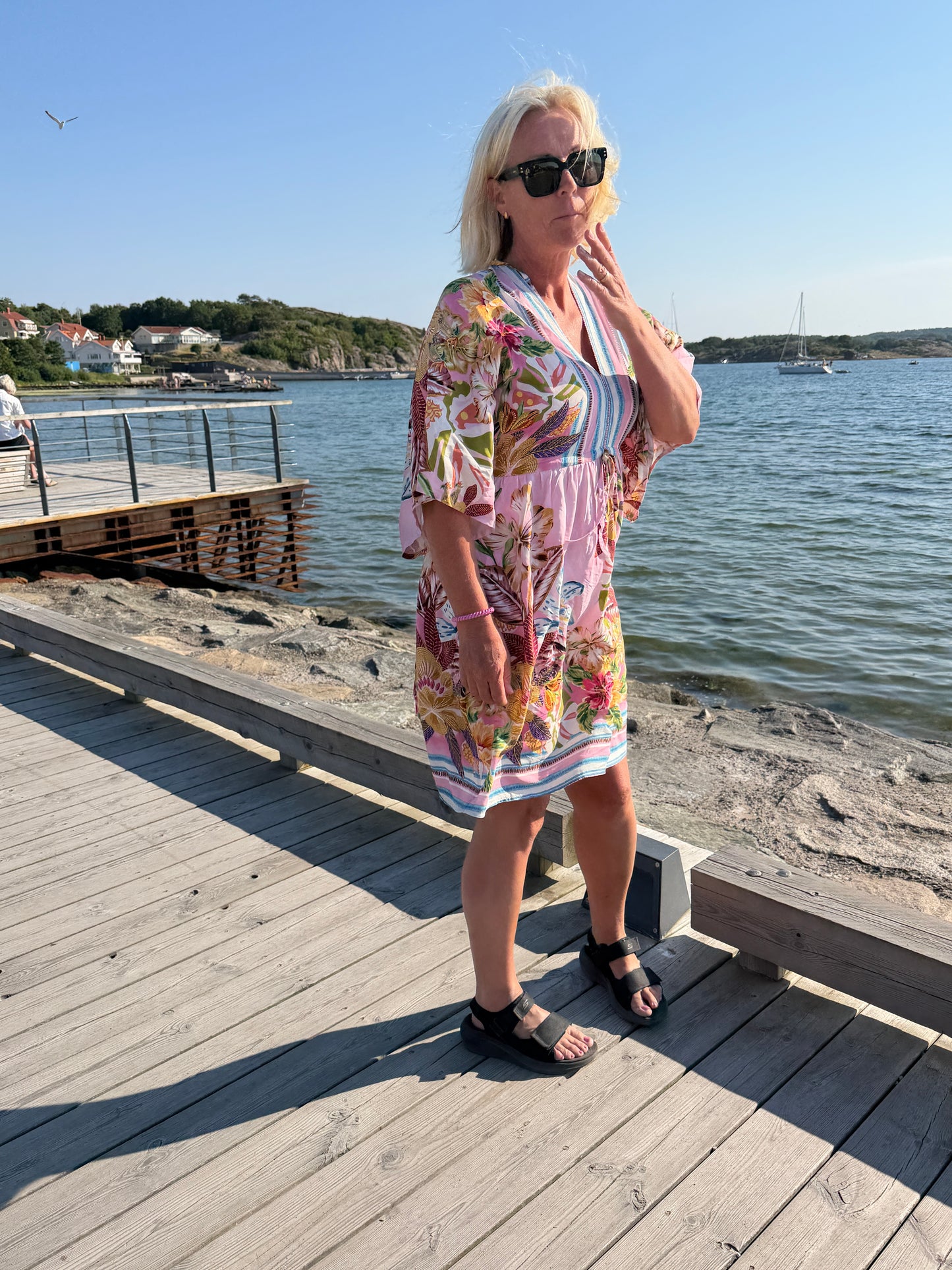 Blommig Klänning Med Snörning (Rosa)