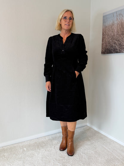 Curhaena Ls Dress (Black)