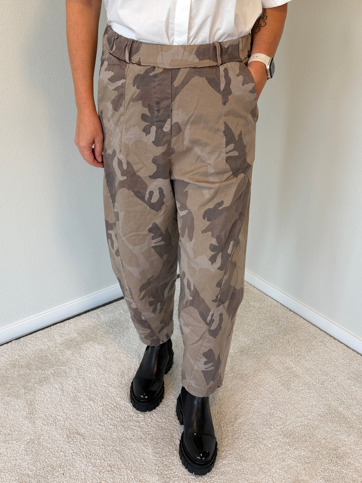 Mdcberyl Pants (Beige camo)