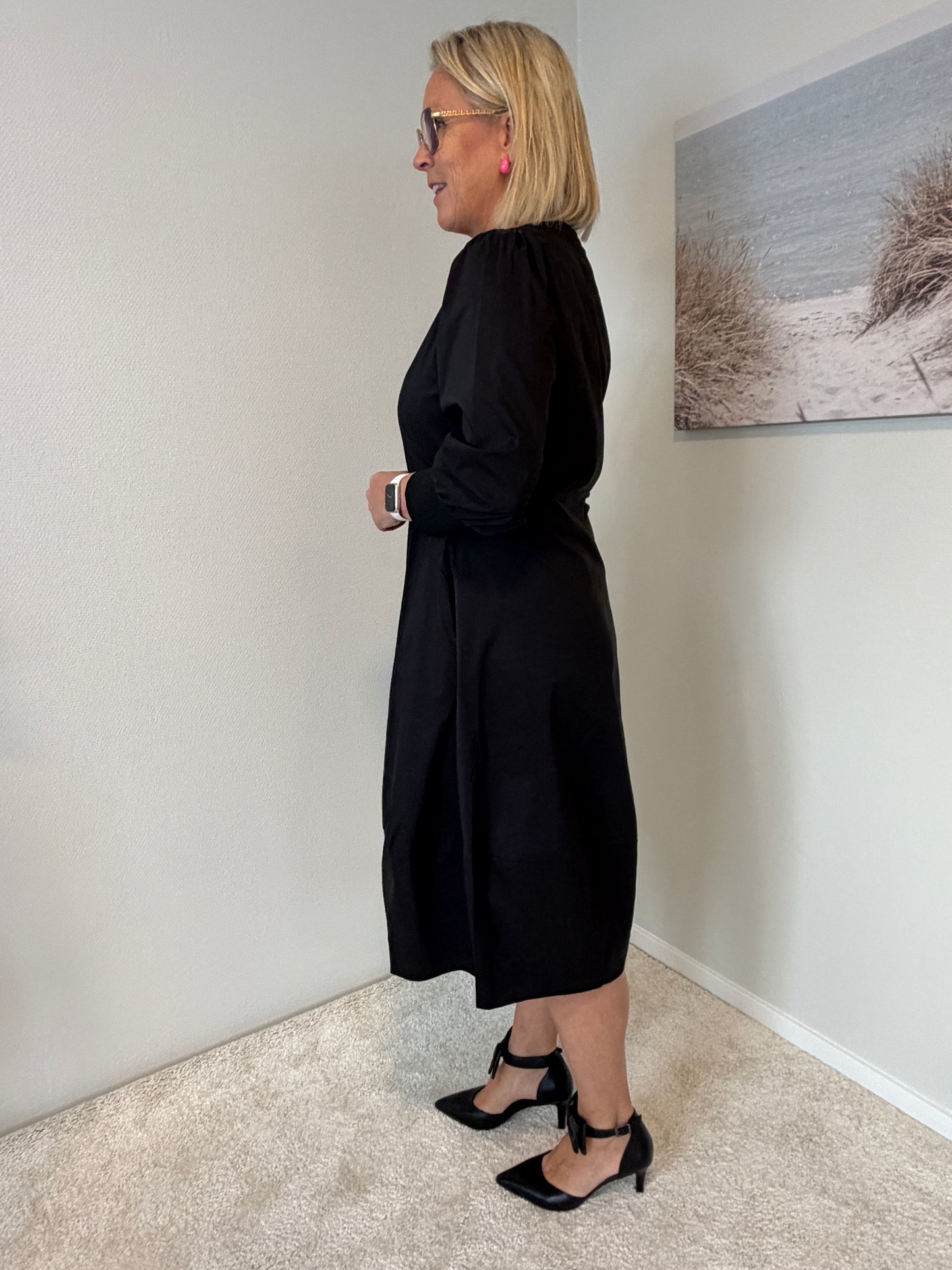 Cuantoinett 3/4 Sleeve Dress (Black)